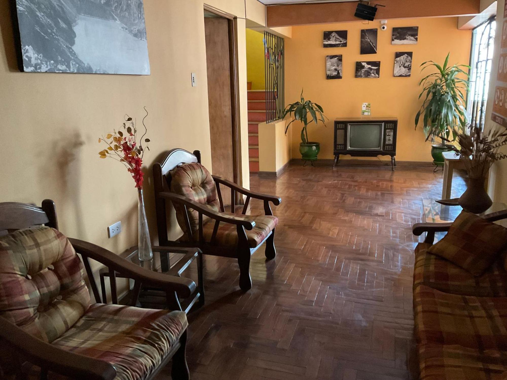 La Casa De Zarela Hotel Huaraz  Bagian luar foto