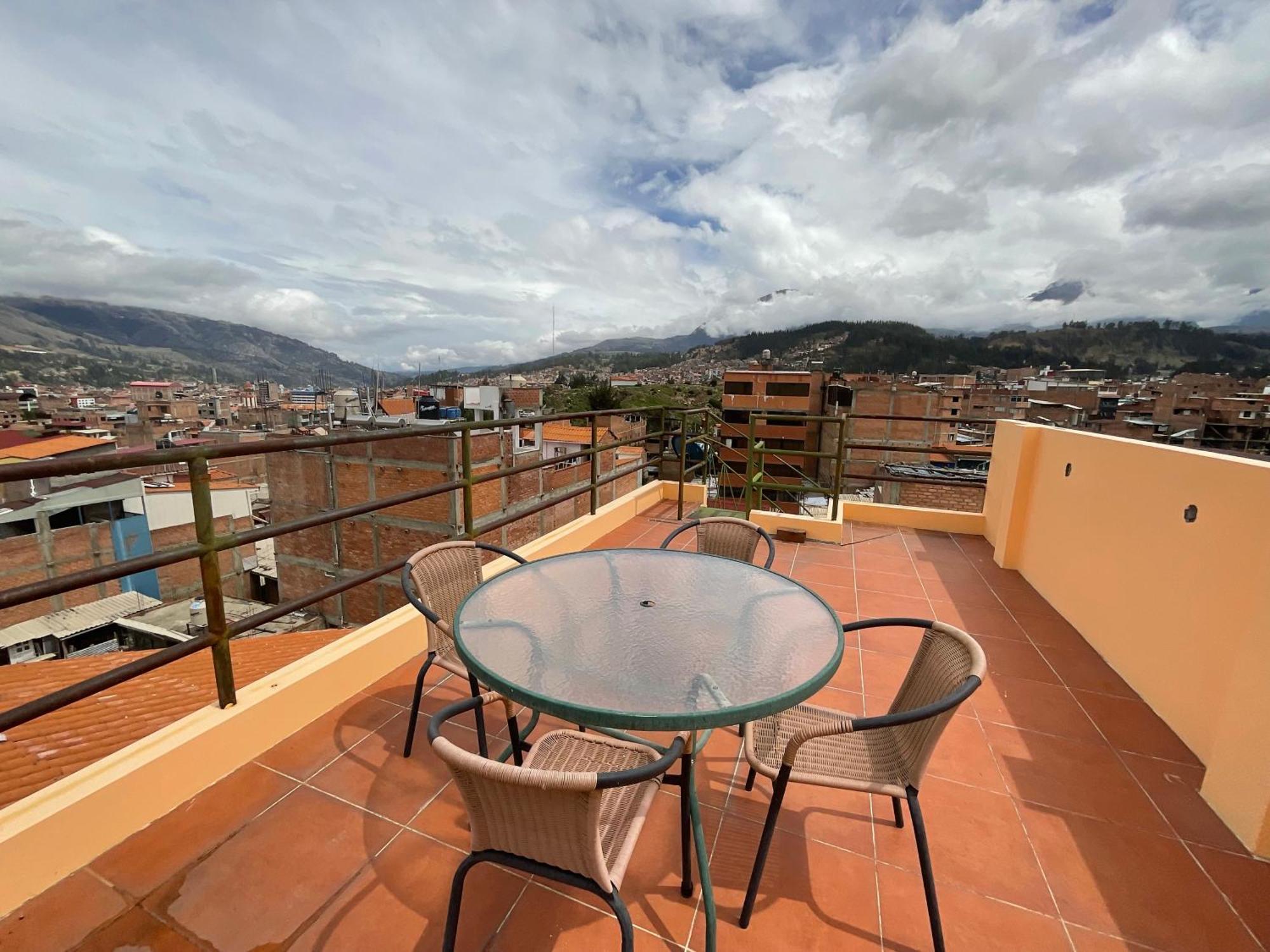 La Casa De Zarela Hotel Huaraz  Bagian luar foto